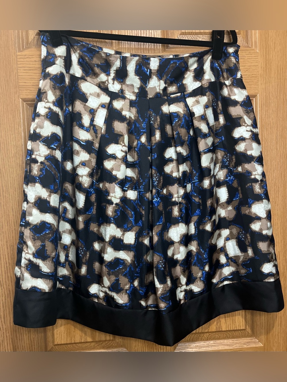 Blue, Black & Brown Abstract Print Pleated Skirt